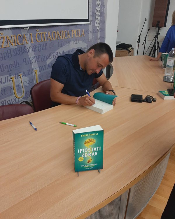 Bruno Šimleša predstavio novu knjigu u Središnjoj knjižnici